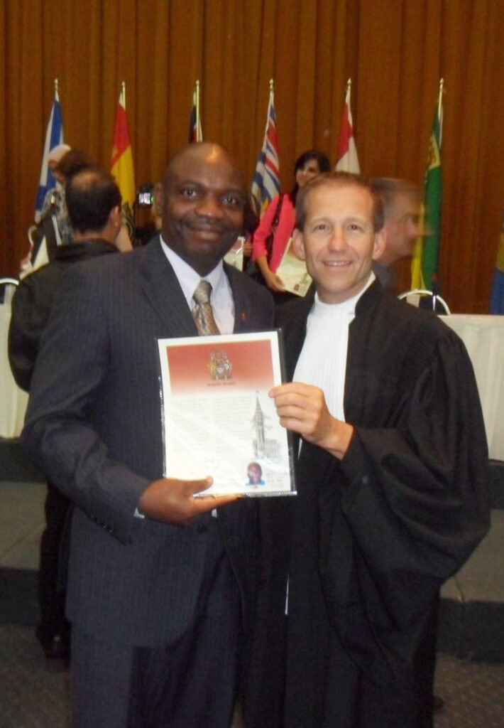 portrait de Martin Ngaffi, Consultant en immigration canadienne certifié.